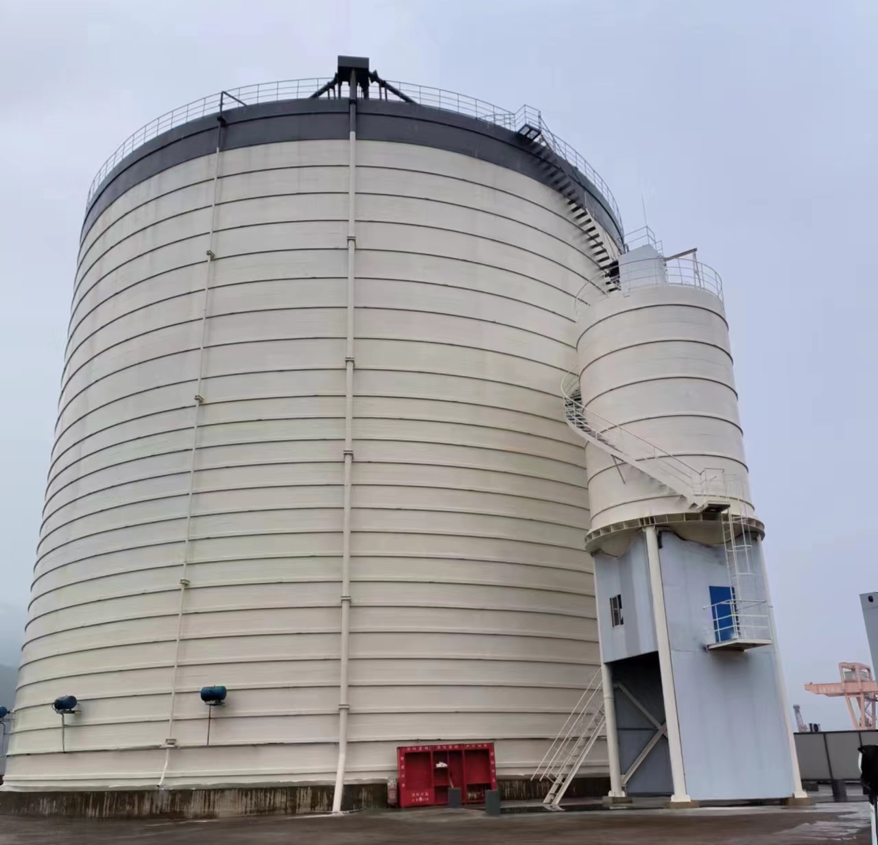 屯城镇10万吨水泥钢板库